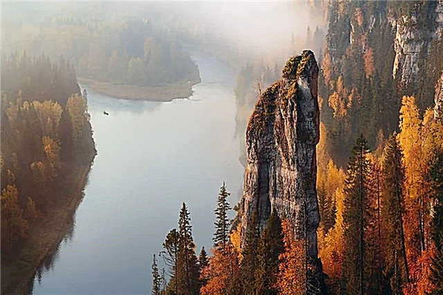  Pemandangan musim gugur yang mempesona di Rusia (13 foto)