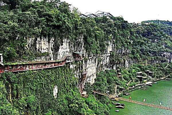 Tourist sites open to the public in the Chinese province of Hubei