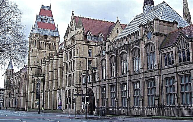 University of Manchester: programs, admission, student life