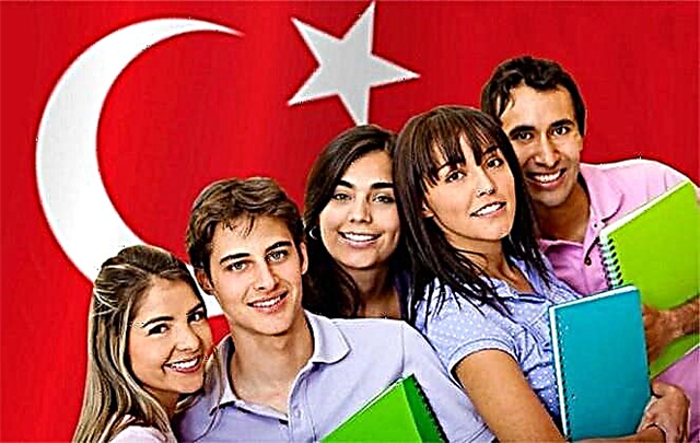Funktioner og fordele ved at studere i Tyrkiet