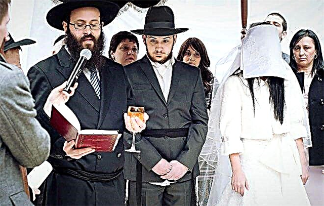 Features of marriage in Israel