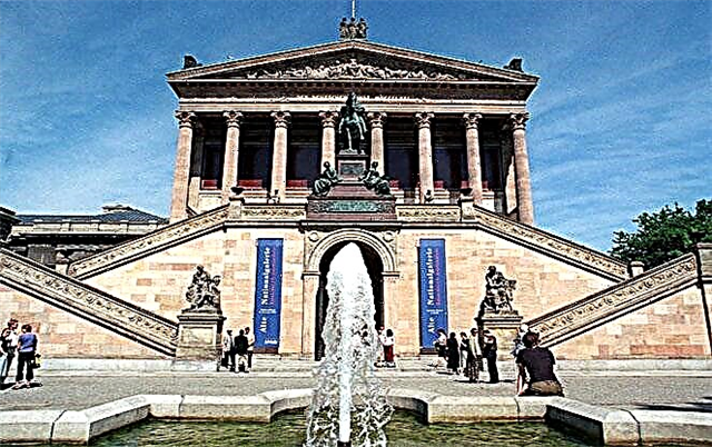 A Nationalgalerie Foundations elhelyezése Berlinben